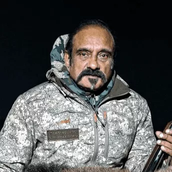 Prabhakar Chowdary Tripuraneni, Indien